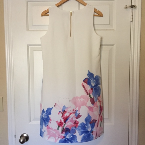 Vince Camuto dress - Picture 2 of 3